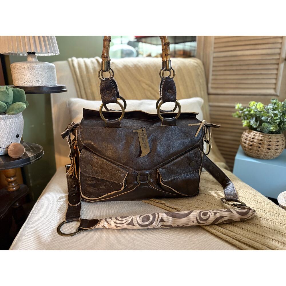 J'tote 14” Brown Leather Multi Pocket Messenger Bag
